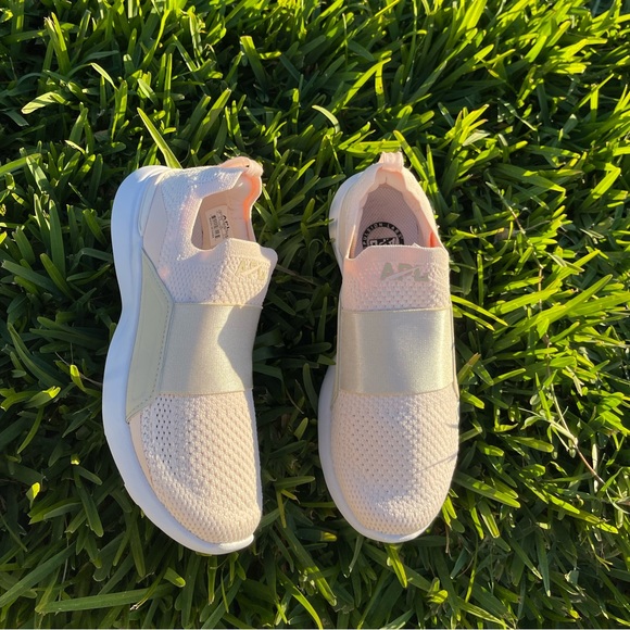 APL Athletic Propulsion Labs APL Lululemon womens size 5 - Picture 14 of 14